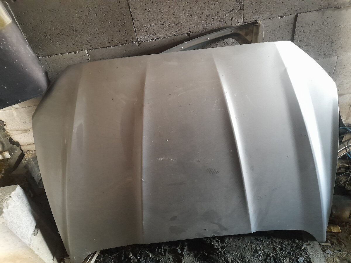 Ford mondeo mk5 přední kapota