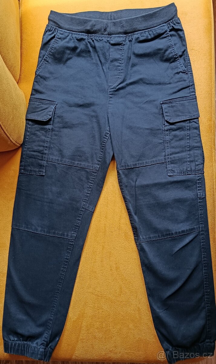 Kalhoty cargo značky H&M