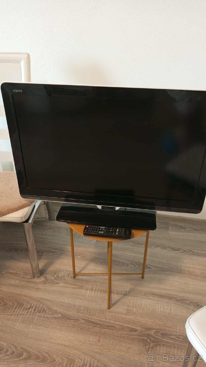 LCD tv led