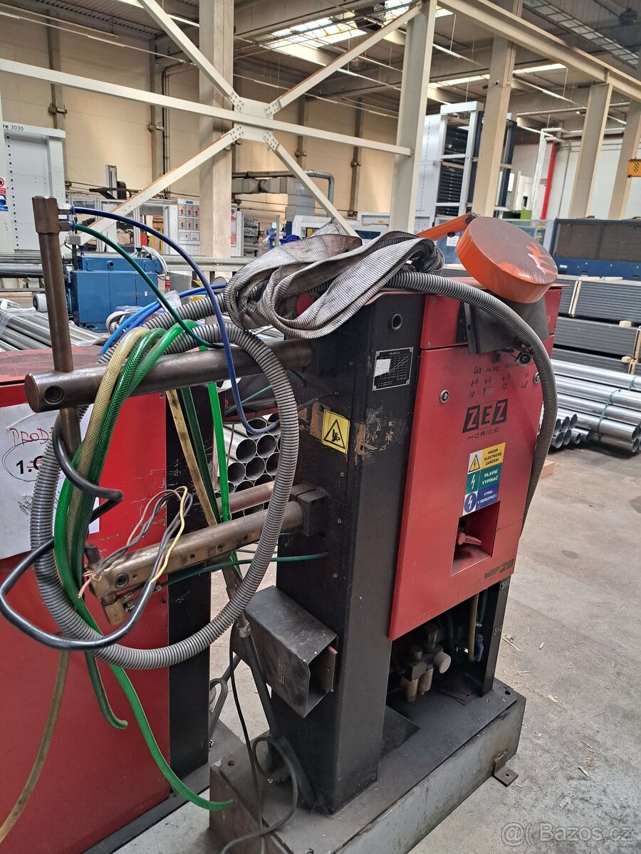 Bodová svářečka ZEZ HOŘICE VBP 20 (20 kVA), 11 kA, r.v. 1996