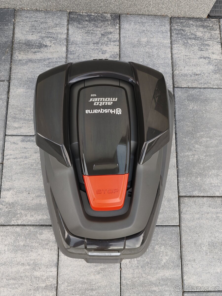 Husqvarna autoMover 105 robotická sekačka