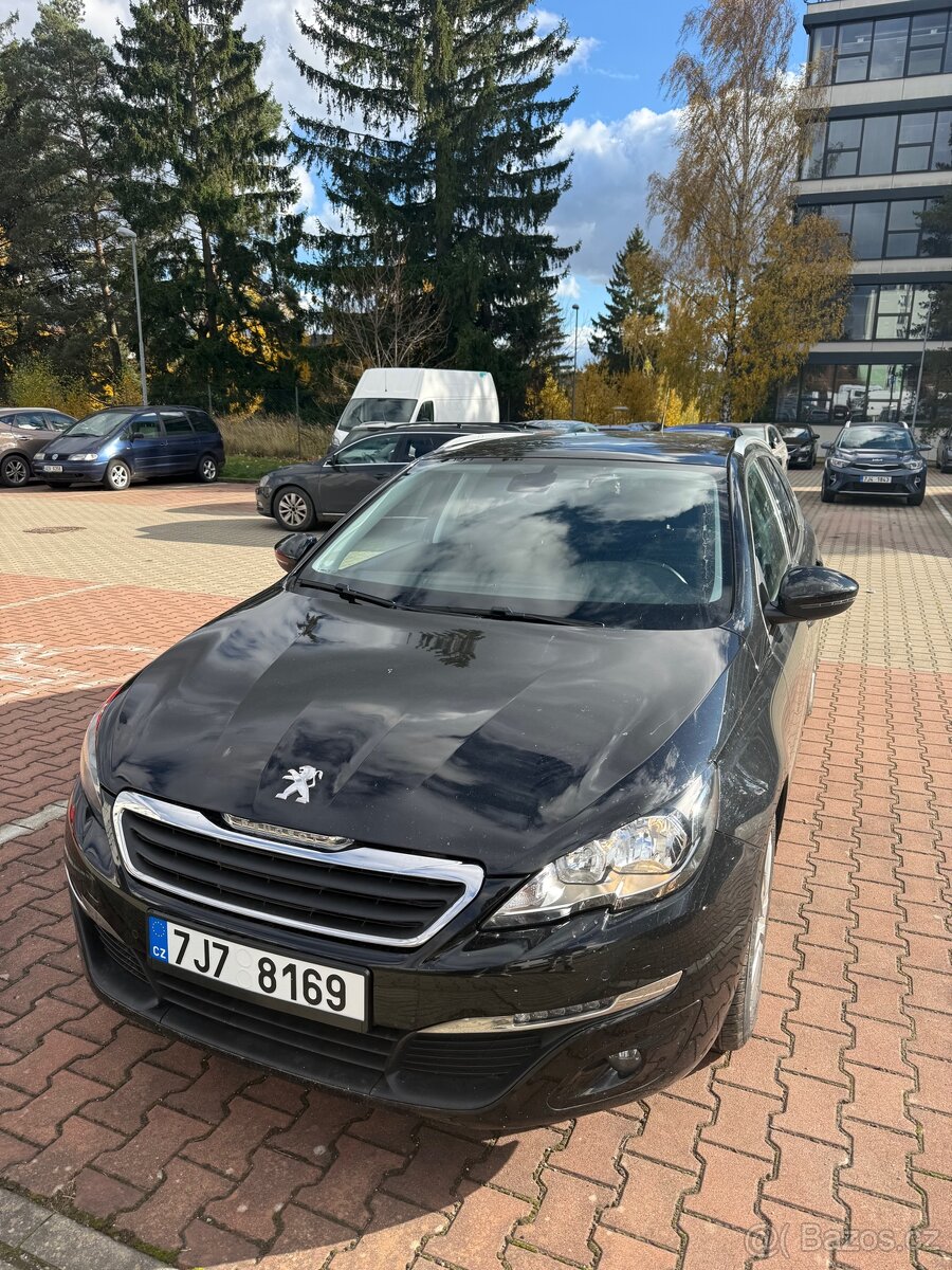Peugeot 308, 1.2 benzín, r. 2016