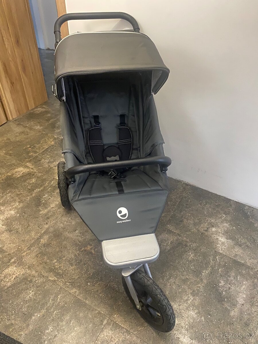 Sportovní verze kočárku Easywalker Sky