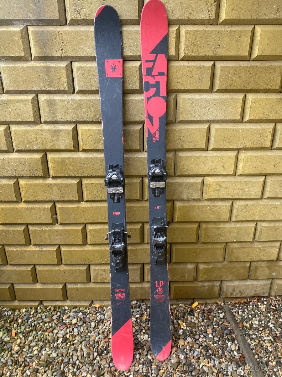 Freestyle lyže Faction