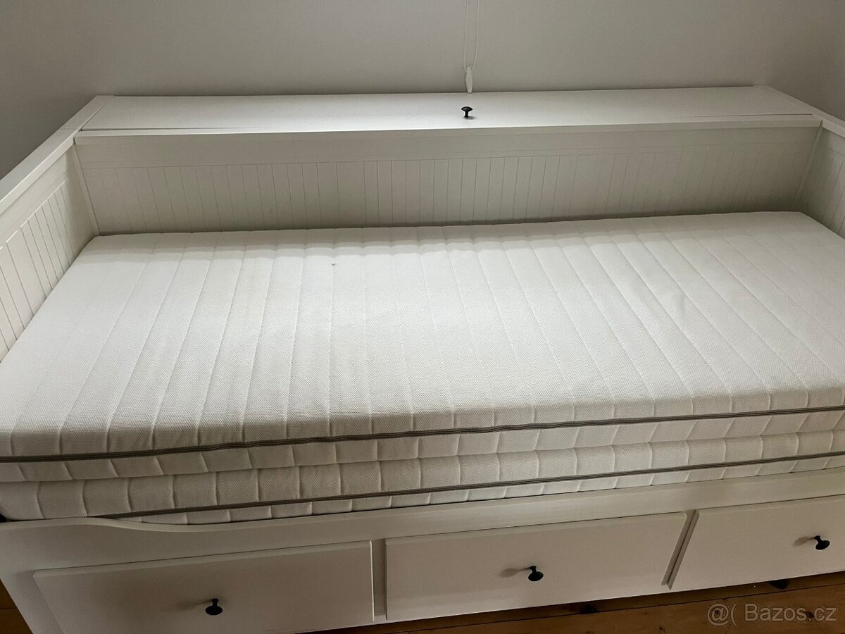 Rozkládací sedací souprava s úložnými  prostory