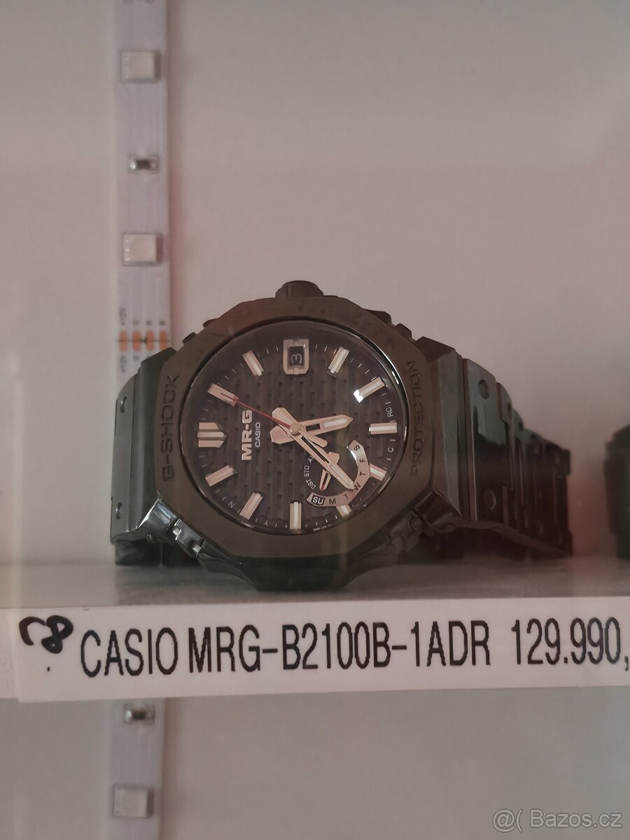 Casio MRG-B2100B-1ADR