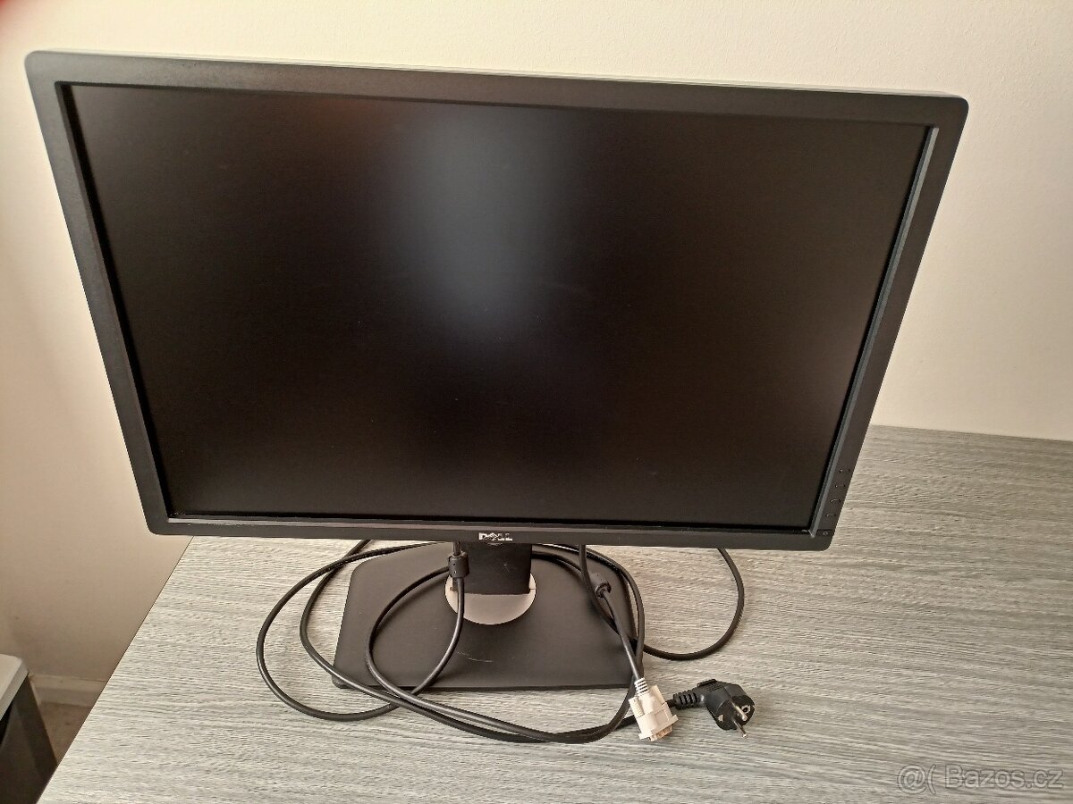 24″ LCD monitor DELL U2412MC