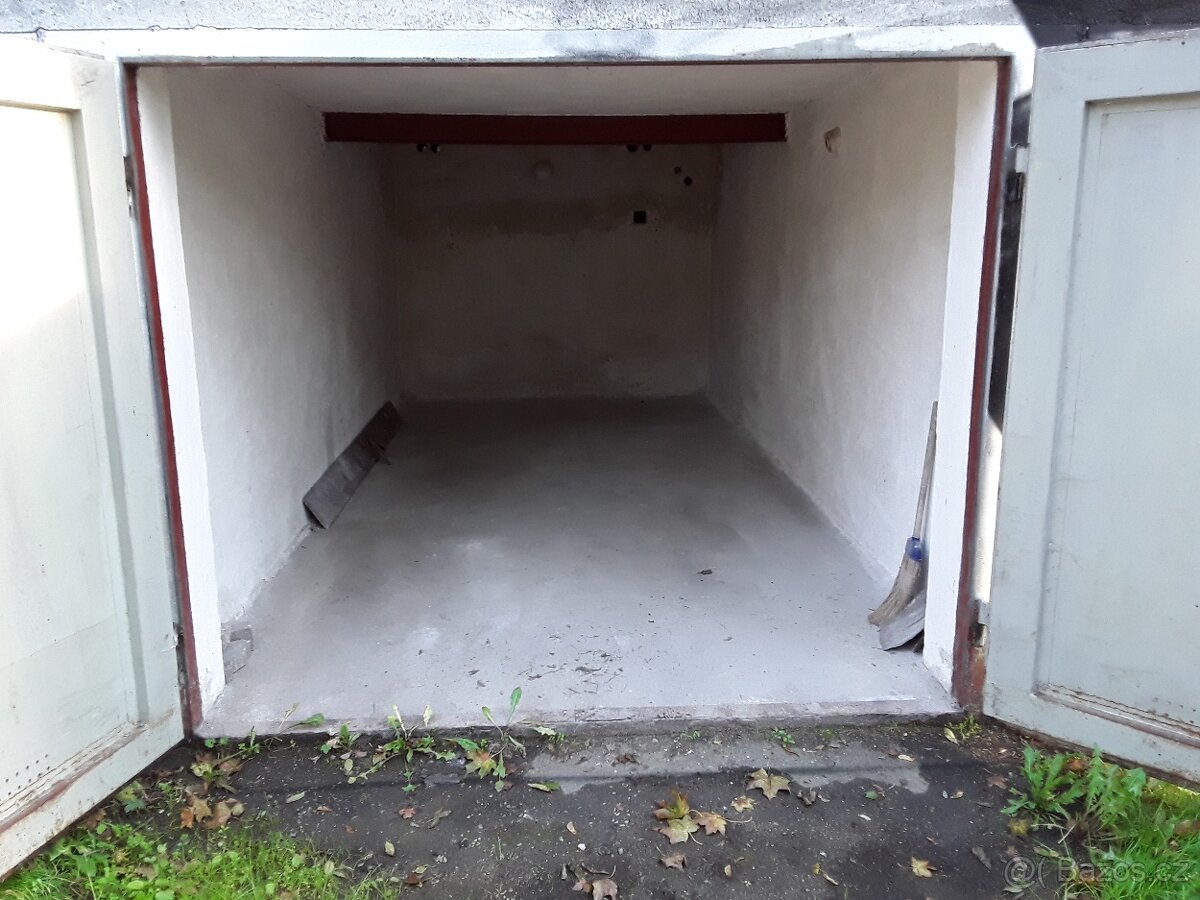 Pronájem garáže v Jihlavě u ZOO