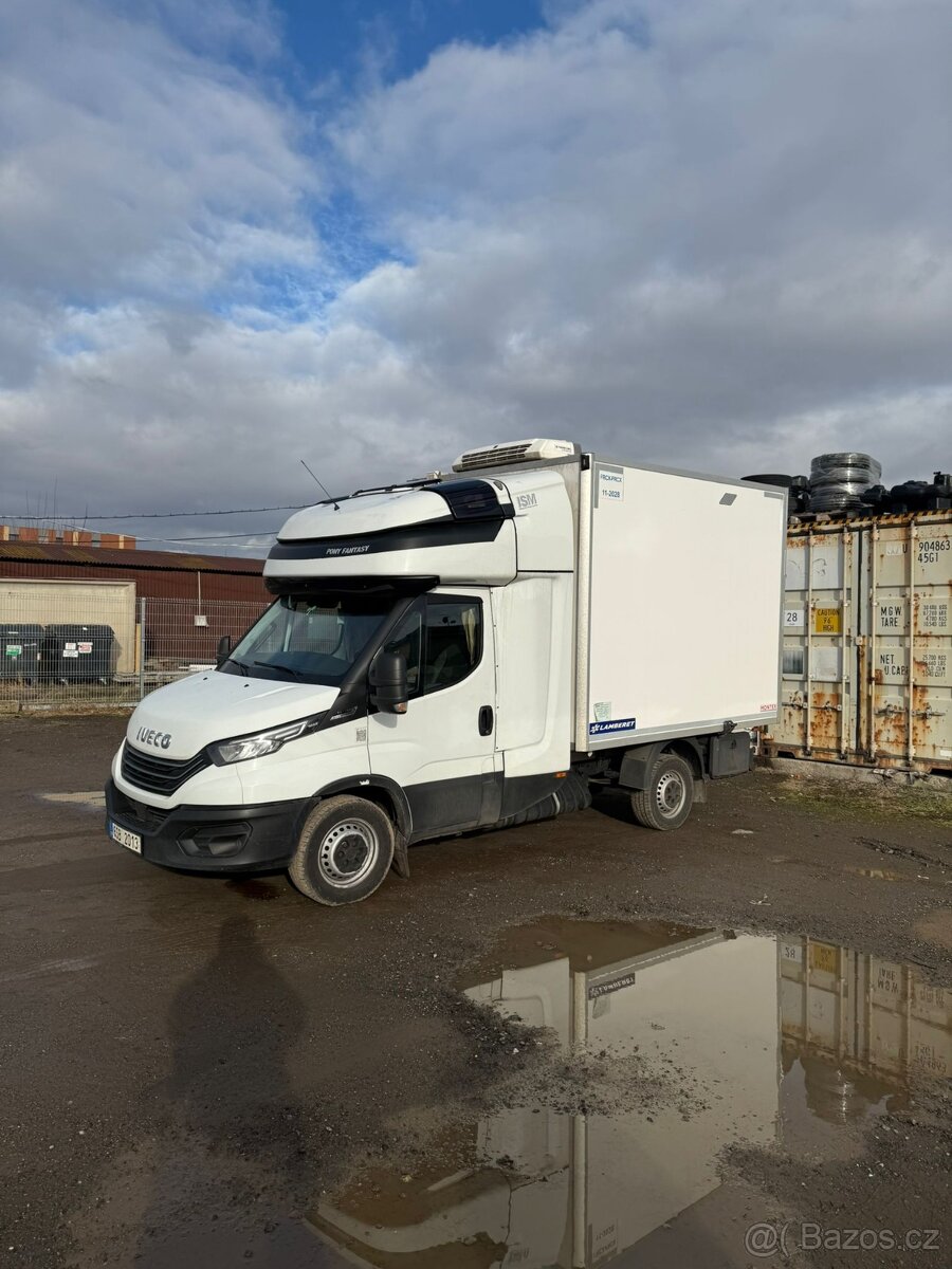 Iveco daily 2.3 skříň/chlaďak/mrazák twincab