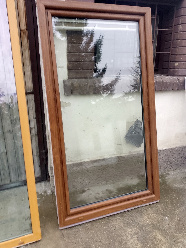 Dveře 110 x 200 cm doprava