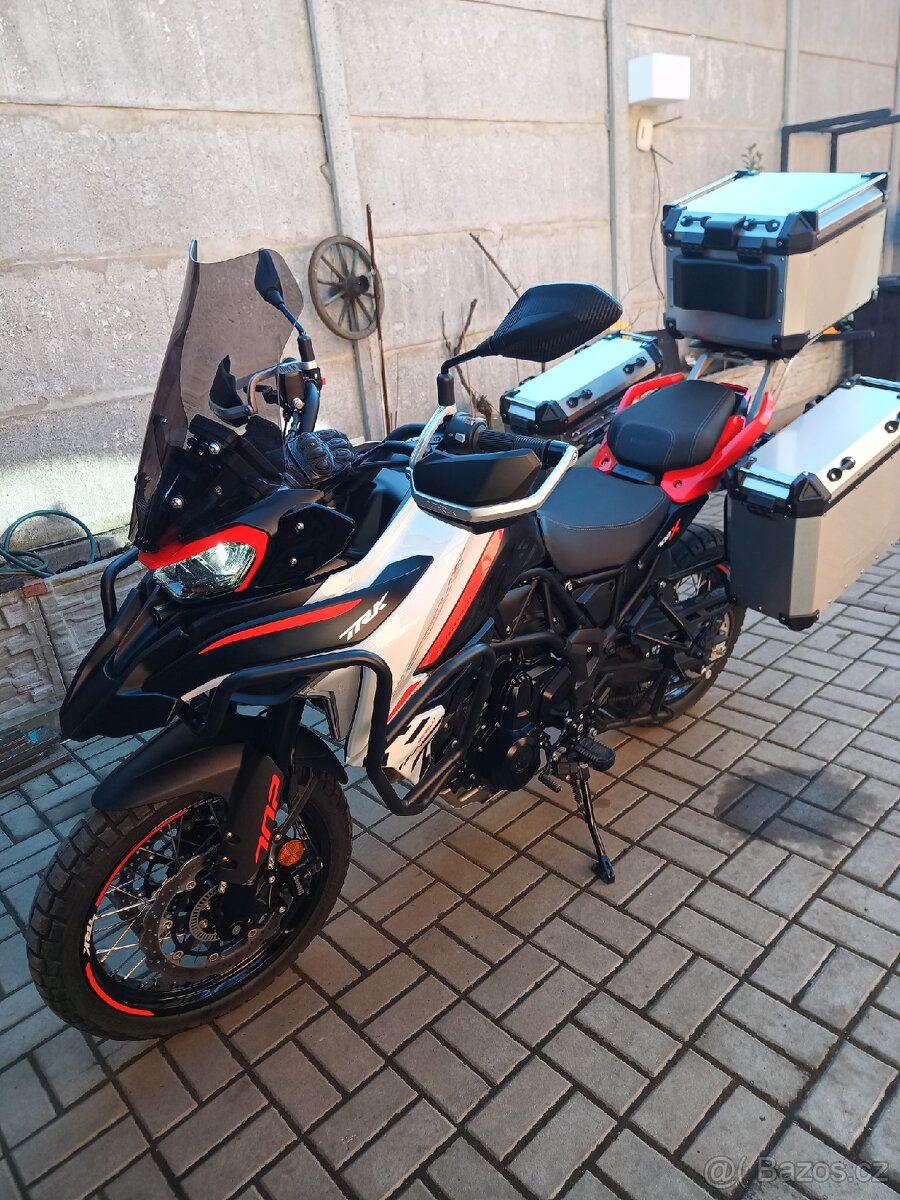 Prodám Benelli TRK 702 X