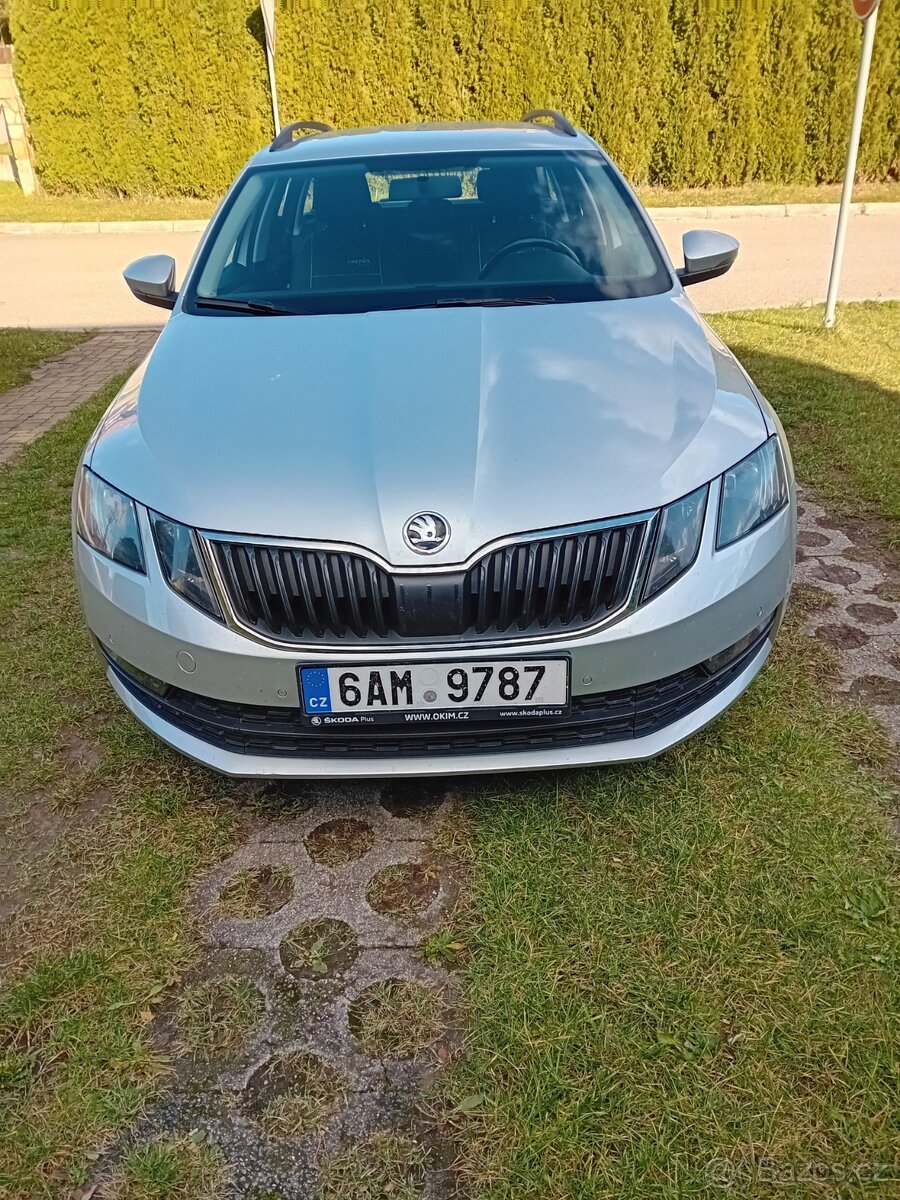 Škoda Octavia, stříbrná barva, 1,6 TDI, 85 kW, r.v. 2017