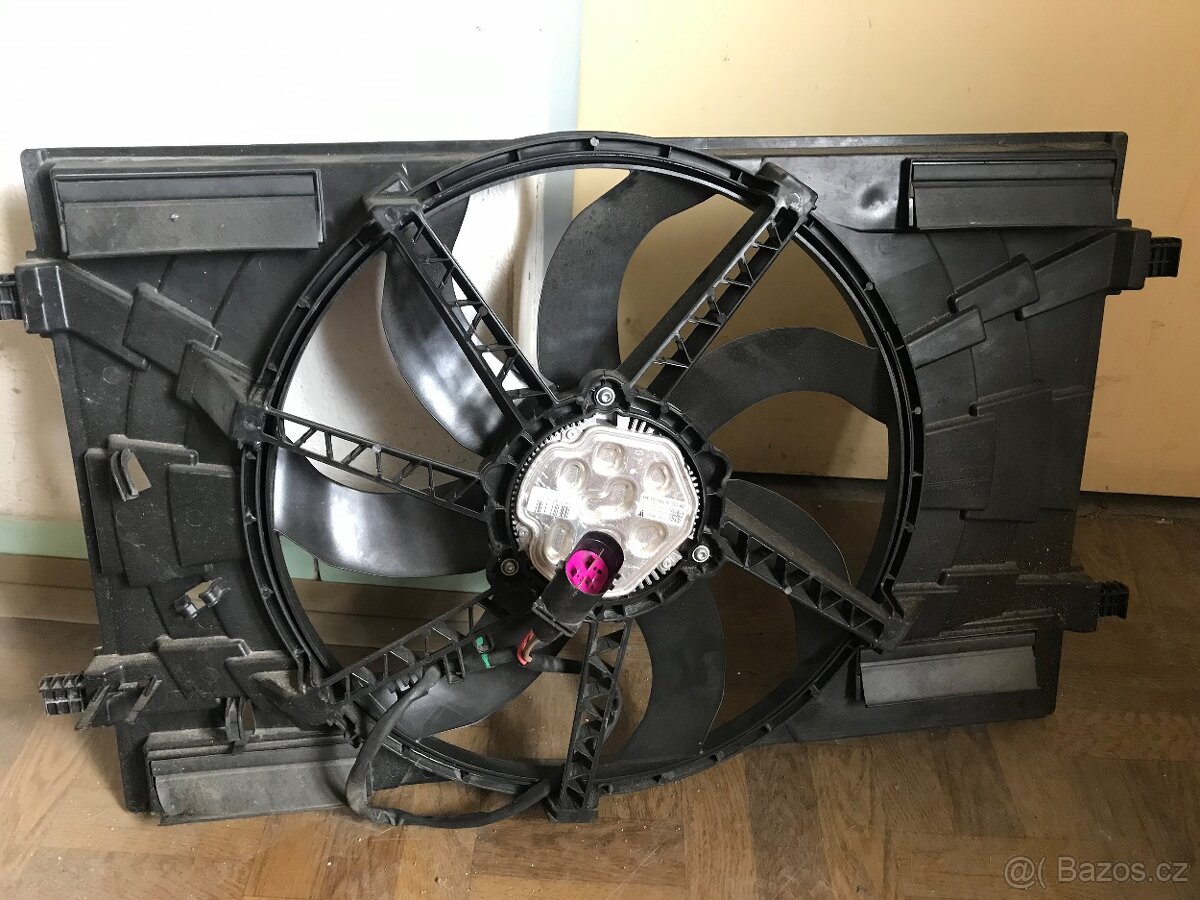 Ventilátor chlazení Golf 7 Octavia 3