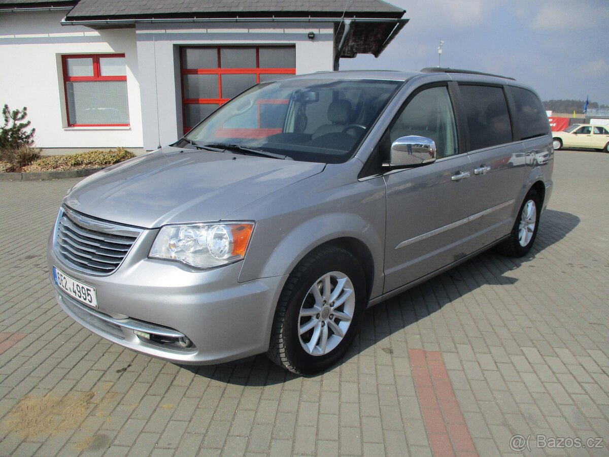 CHRYSLER TOWN & COUNTRY 3,6L V6 211kw LPG odp. DPH 2015