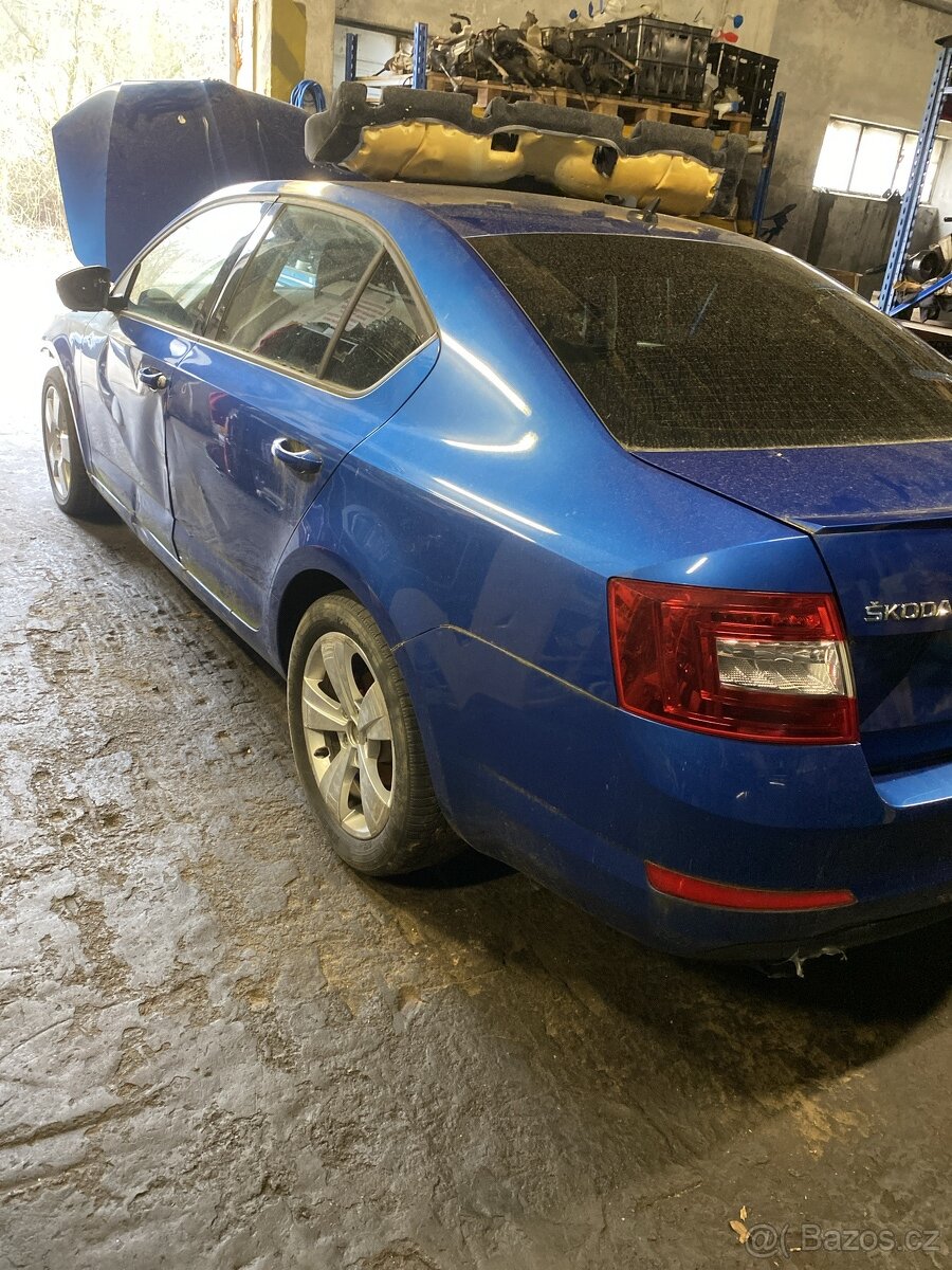 Škoda octavia 3 náhradní díly. motor cun