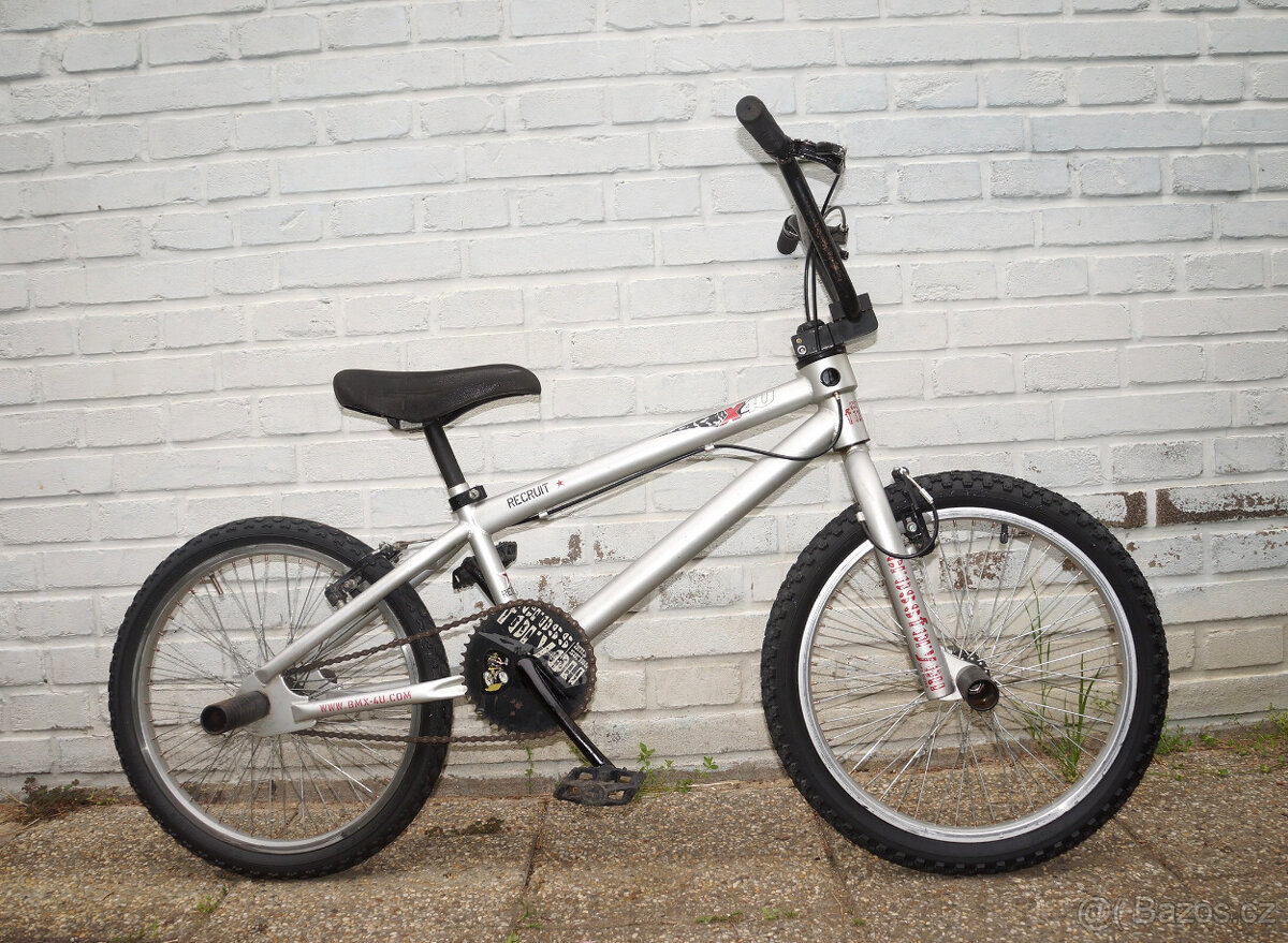 Juniorské dětské BMX freestyle kolo 20 Recruit bezvadný stav