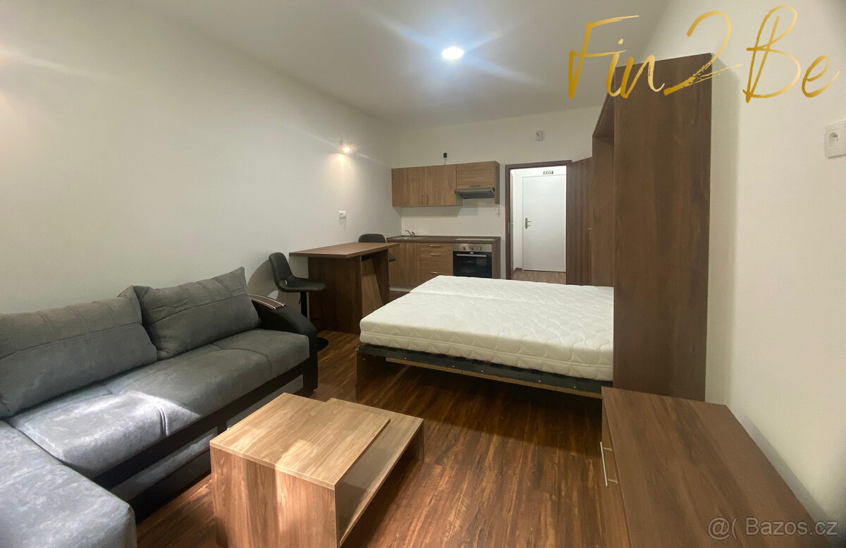 Pronajmu plně zařízený byt 1+kk, 27,4 m2, parking a lyžárna/