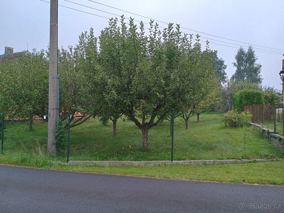 908m2 Stavebni pozemek