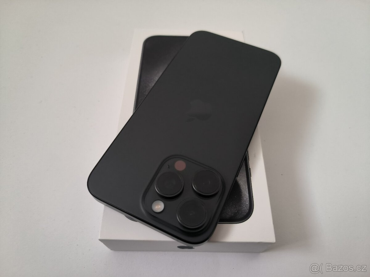 apple iphone 15 PRO MAX 256gb Black Titanium / Batéria 85%