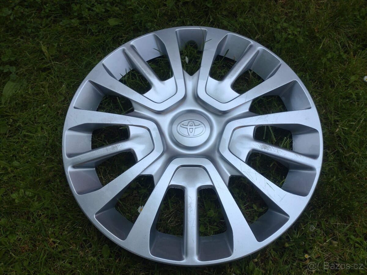 16" Poklice Toyota ProAce