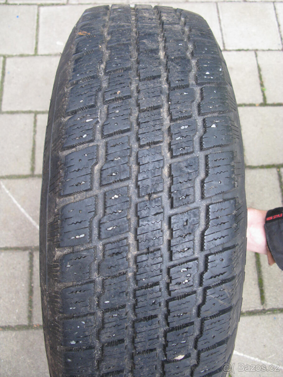 215/75R15 100S COOPER WEATHER MASTER S/T2