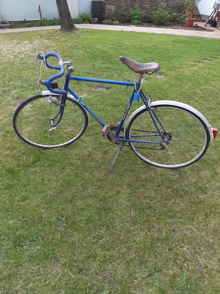 Favorit 1983