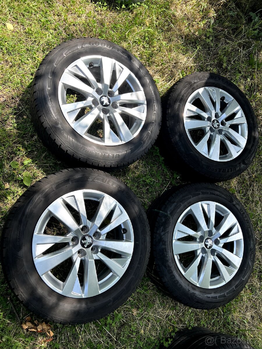 Zimni Kola Peugeot 5008 5x108 215/65 R17 ET42