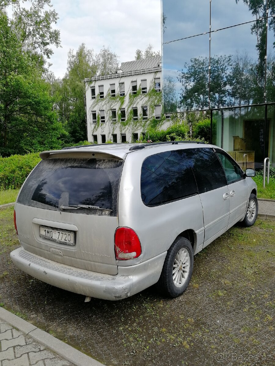 Chrysler Town Country(Grand Voyager) r.v. 2000, 3.8L benzin