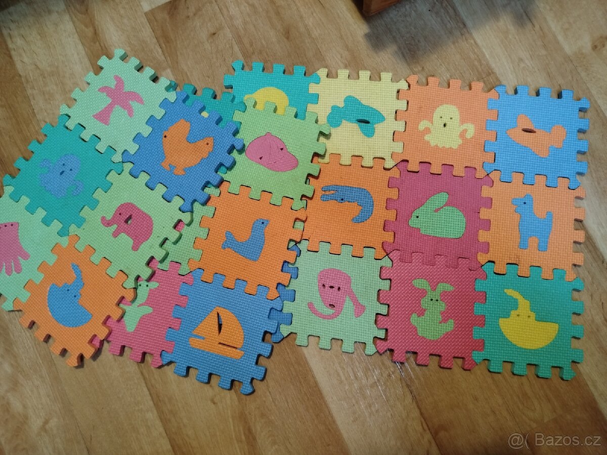 Pěnové puzzle 76ks