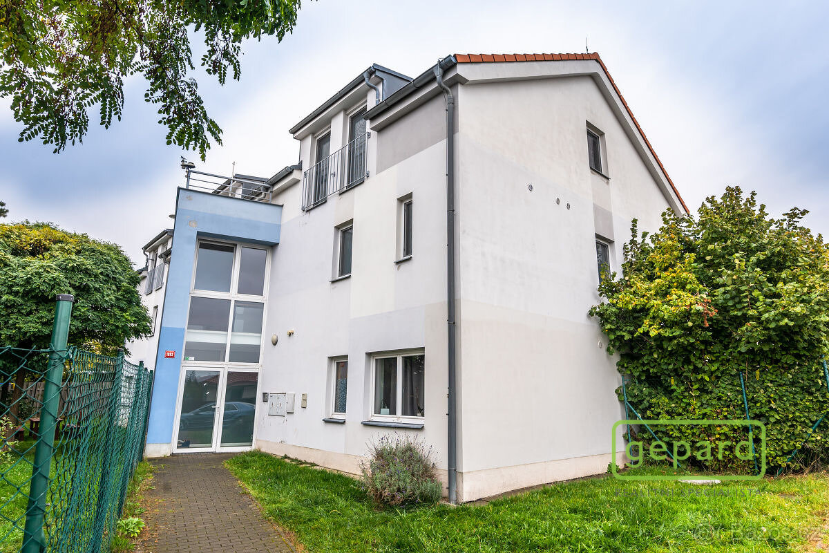 Pronájem mezonetového bytu 3+kk, balkon a terasa, Brandýs na
