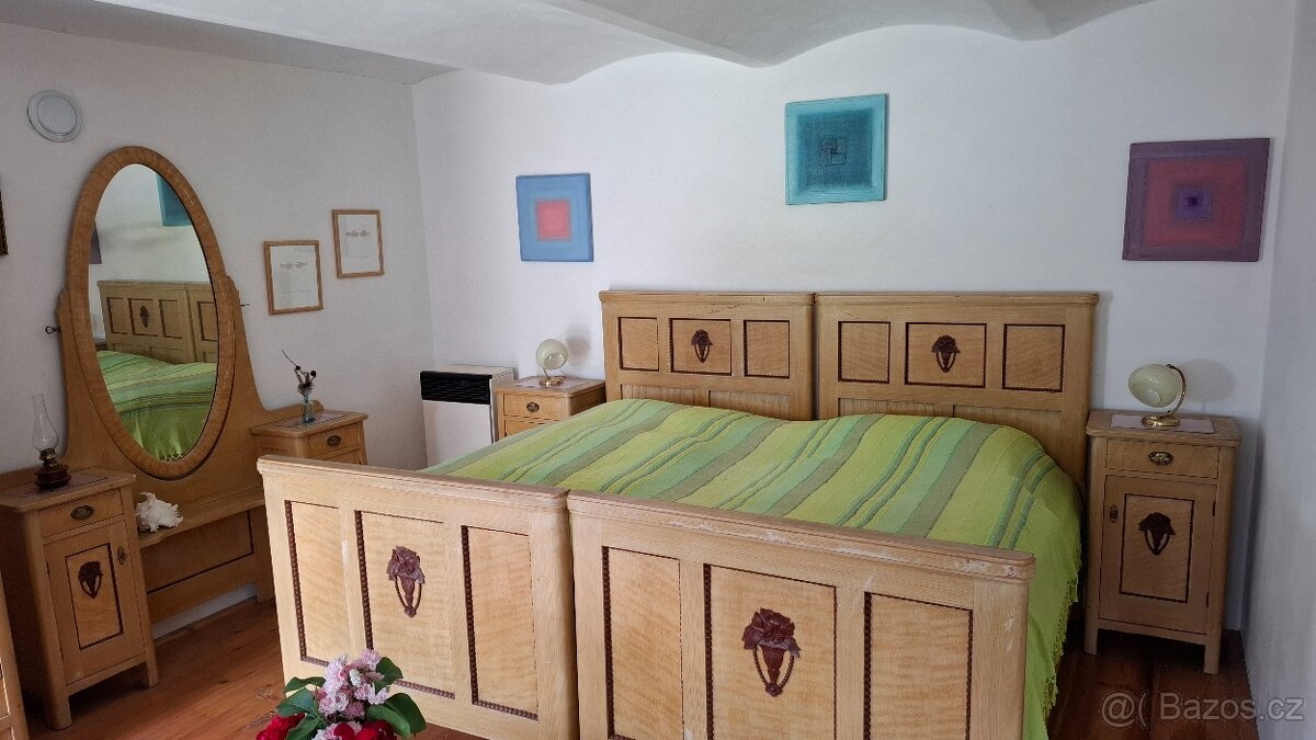 Starožitná ložnice komplet