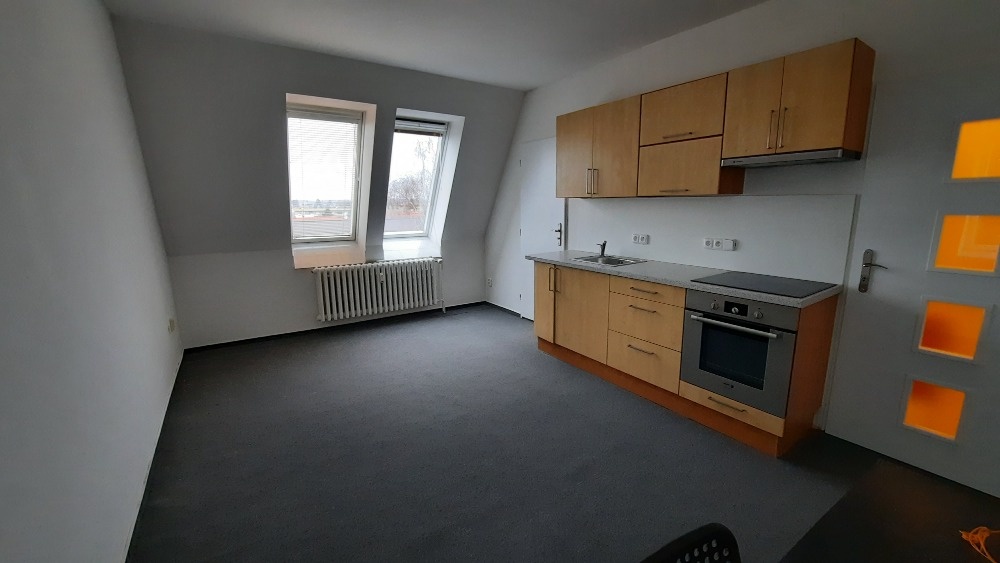 Pronajmu byt 2kk v Dobrušce