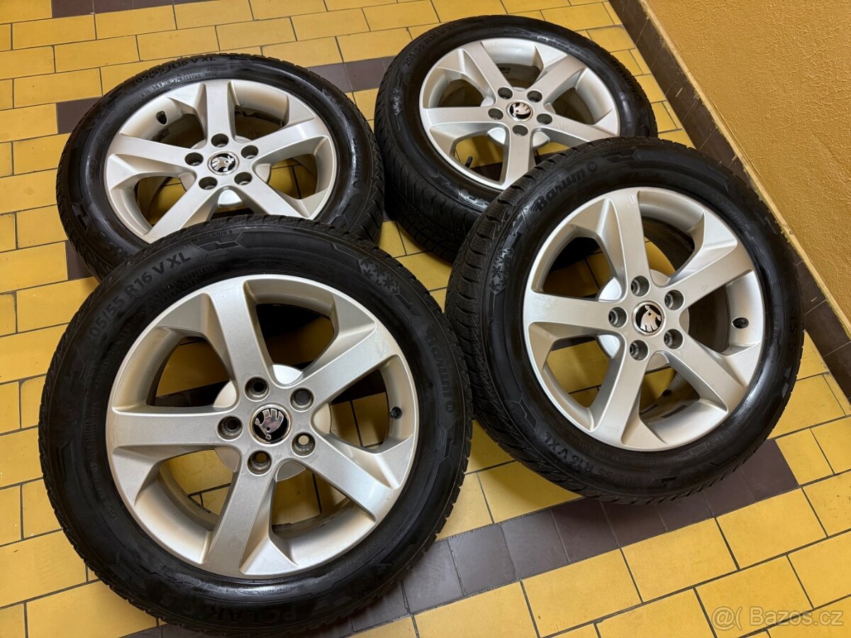 Alu kola zimní r16