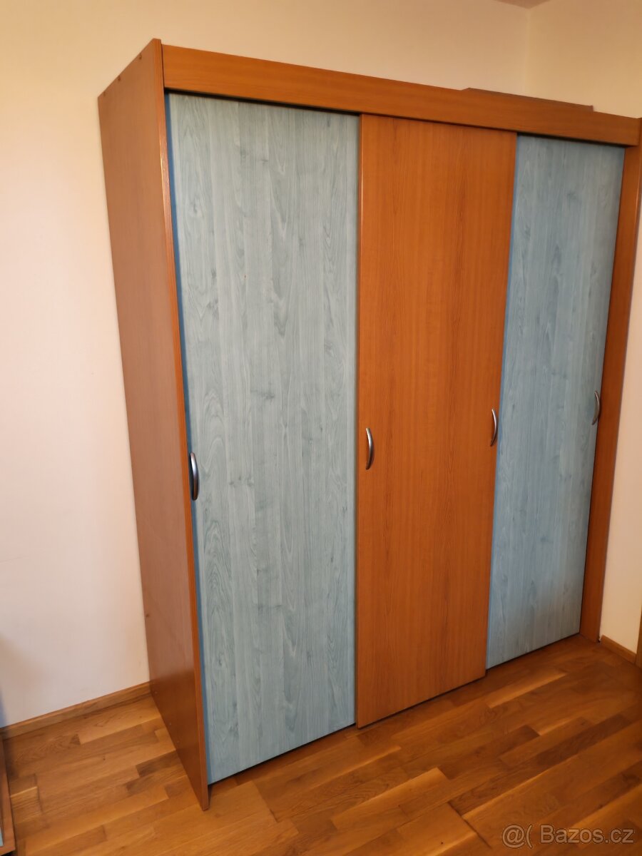 Prodáme studentský pokoj