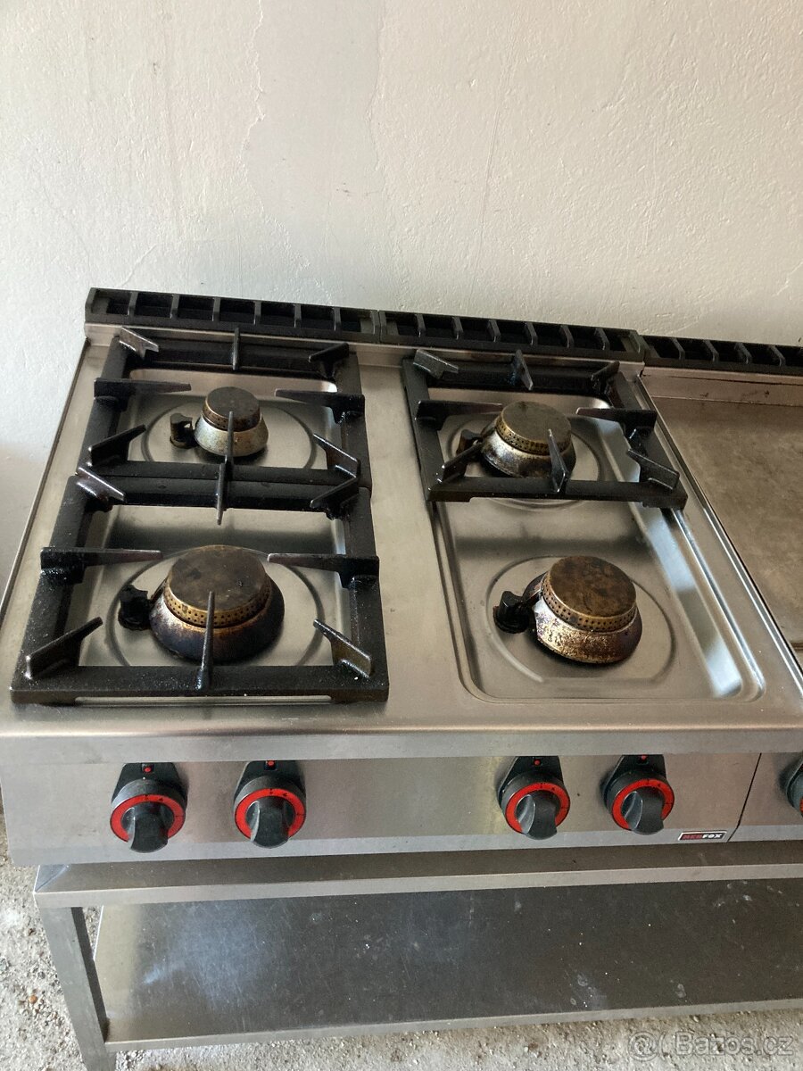 Plynový sporák REDFOX SP 70/08 G