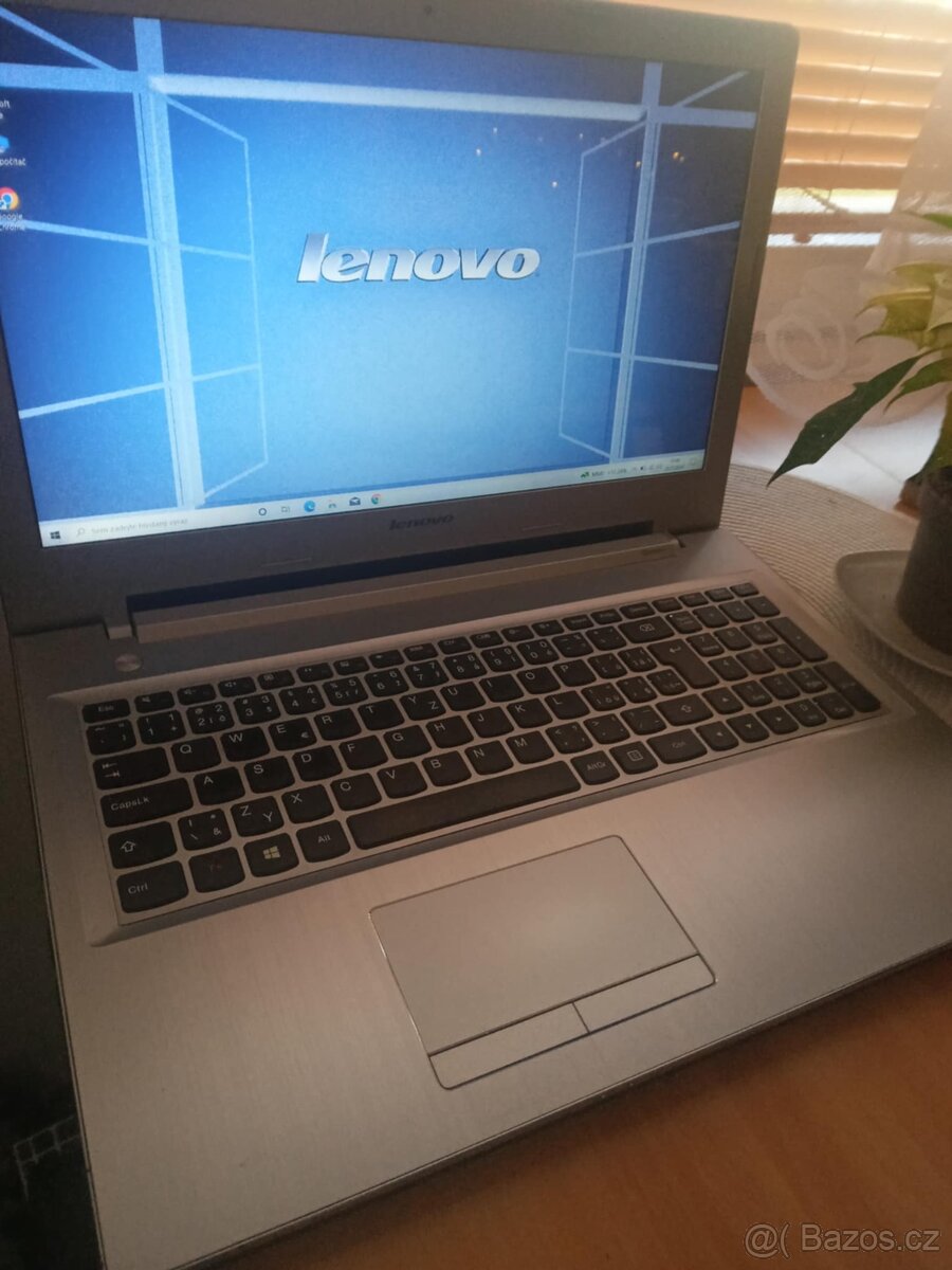 Pěkné Lenovo