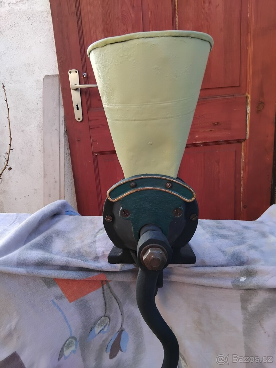 Starý mlýnek-dekorace