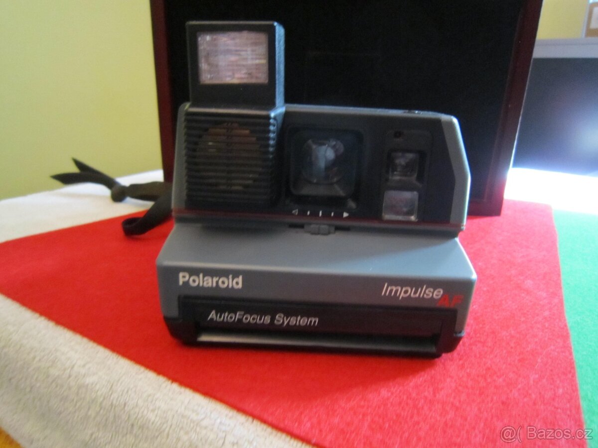 Polaroid 600 impulse AF s časovačem