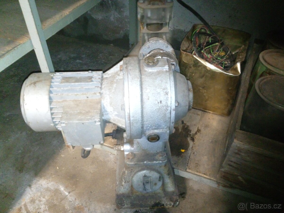 Vodní pumpa