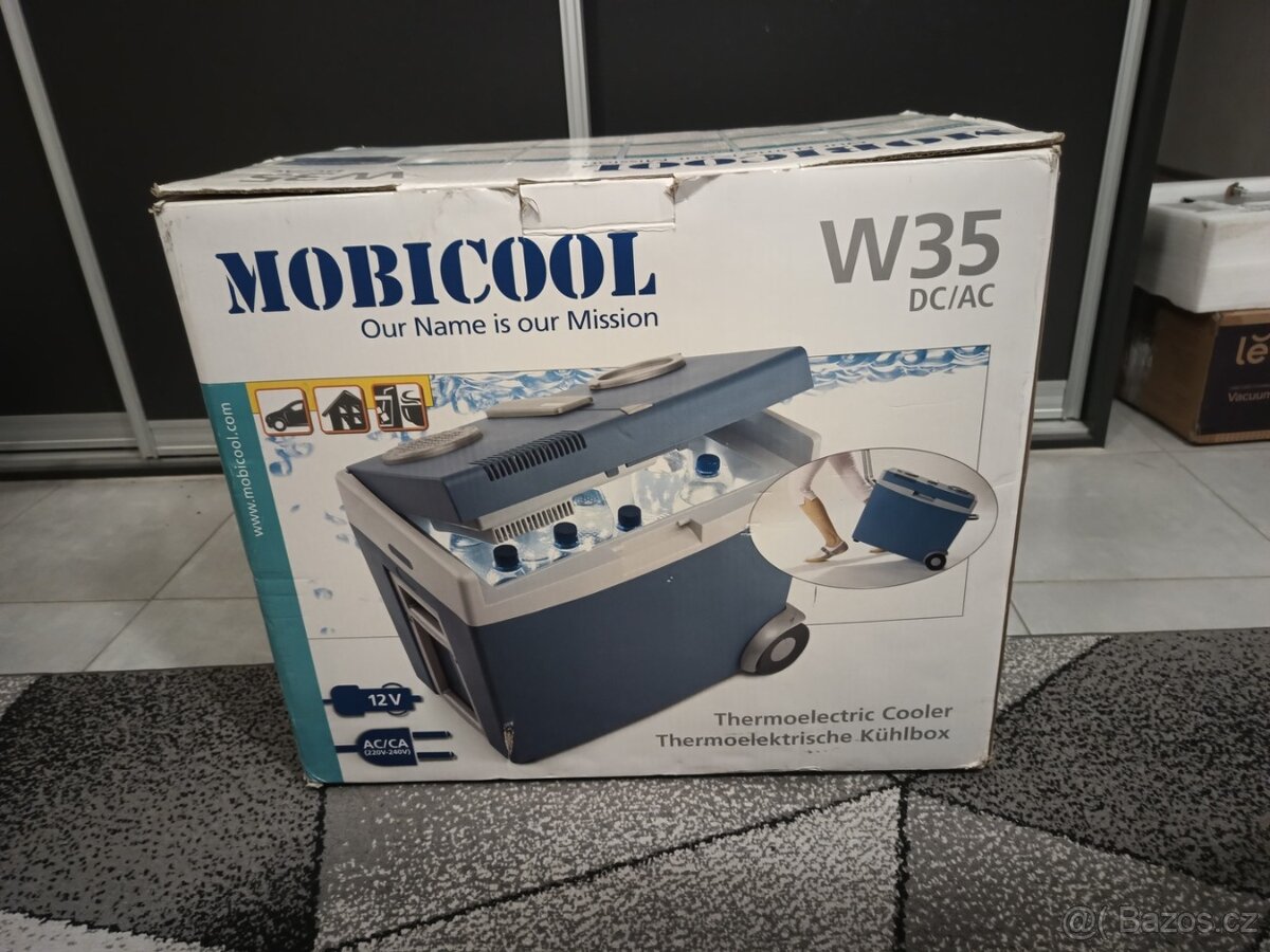 autochladnička Mobicool W35