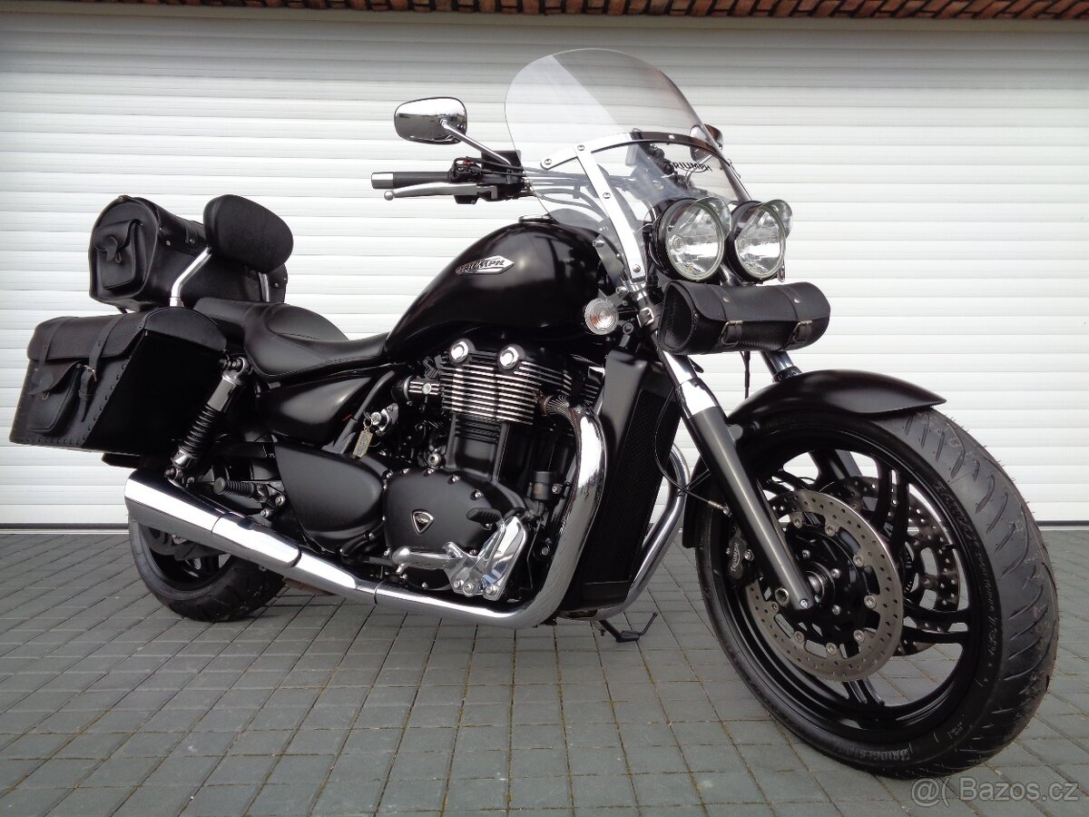 TRIUMPH Thunderbird 1700 STORM. Koupený v ČR.