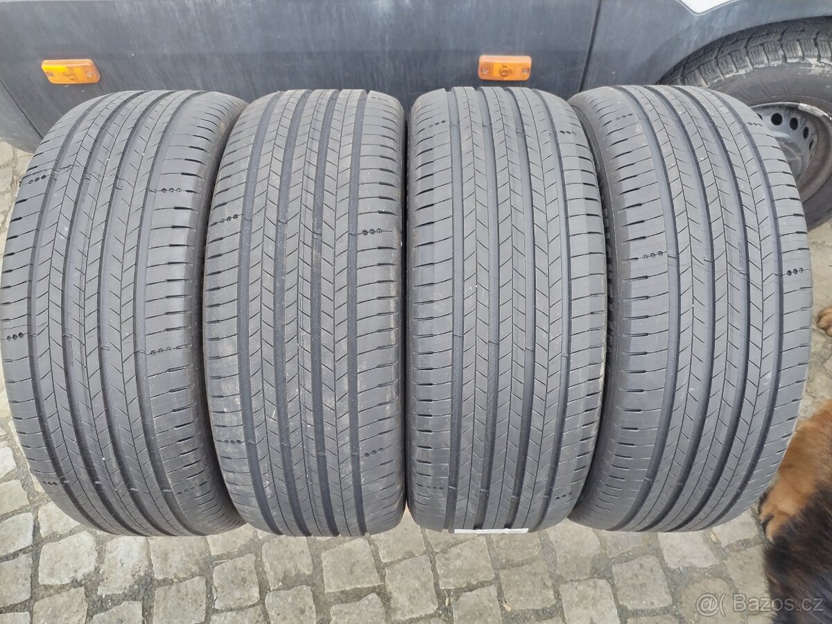 225/45/19 letni pneu MICHELIN 225/45 R19