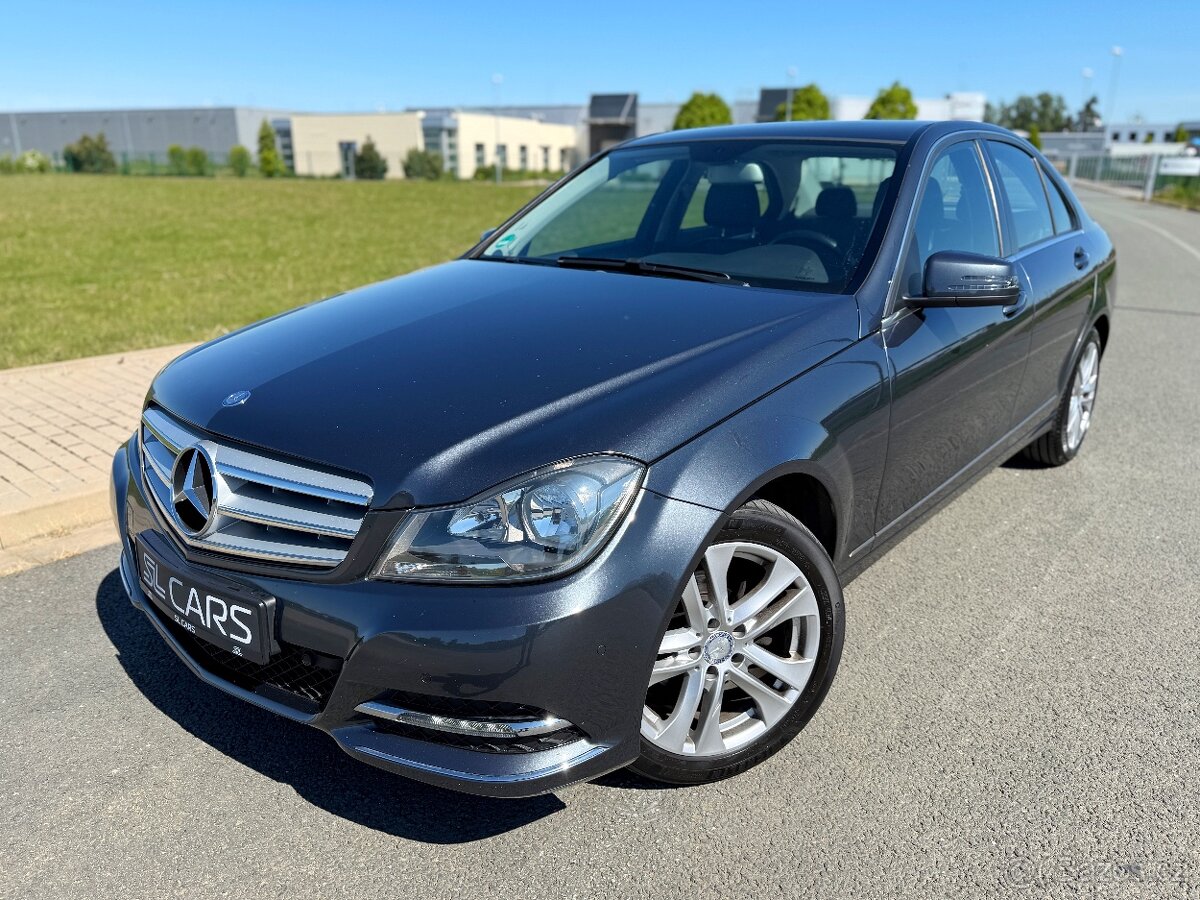 MERCEDES-BENZ C180 CGI //2013 AVANTGARDE 7G SERVISKA ROZVODY