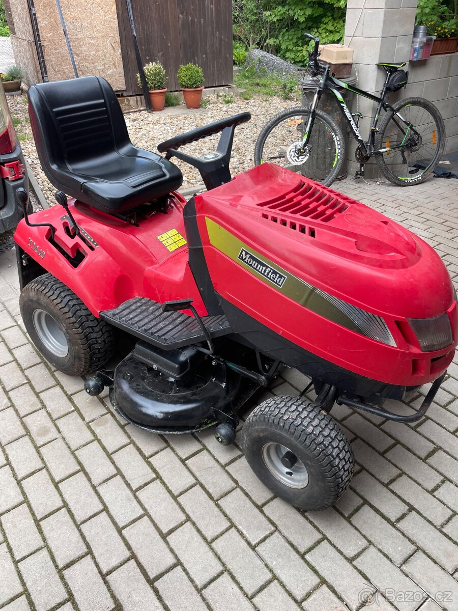 Prodám zahradní sekáci traktůrek