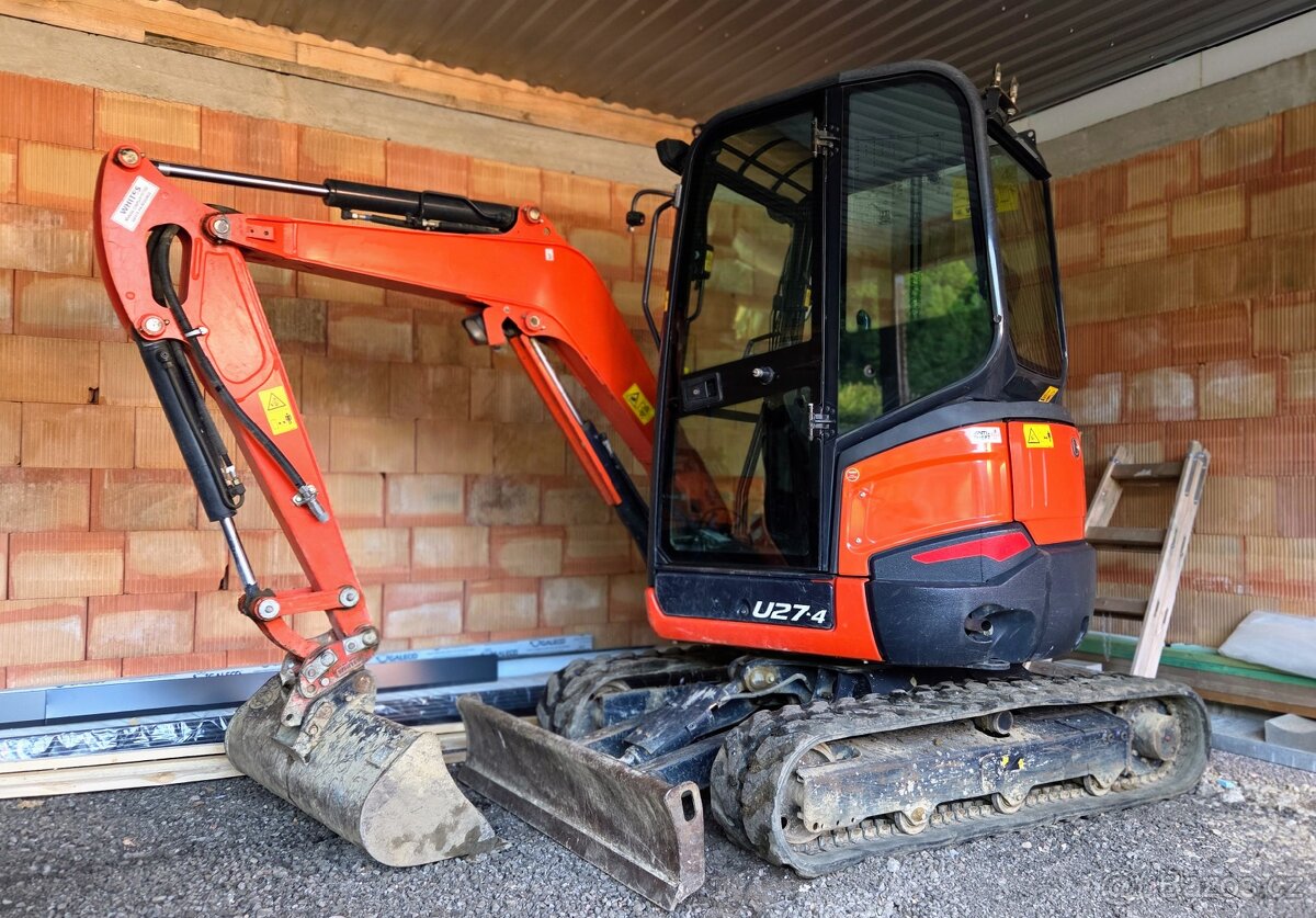 Prodám minibagr Kubota U27-4 2,7t 2021