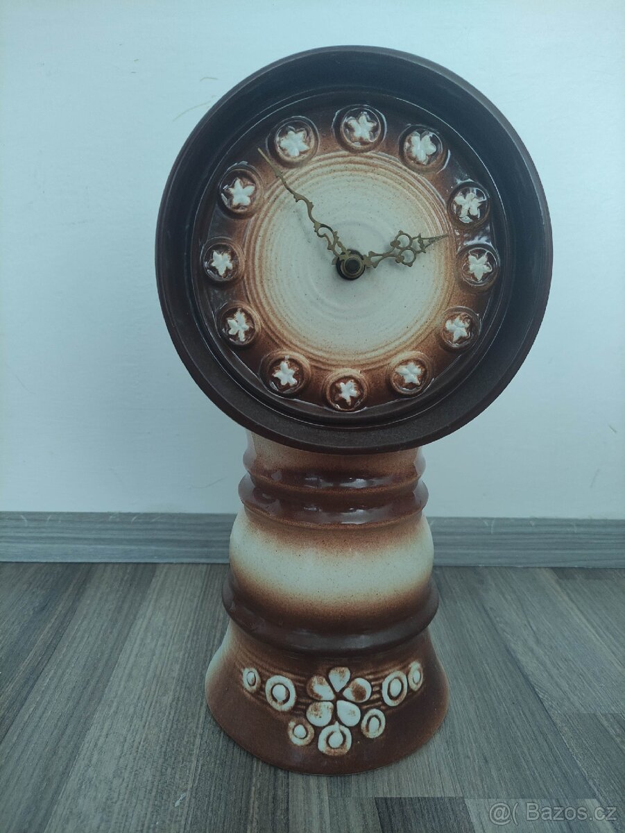 Porcelánové hodiny Ditmar Urbach Top stav