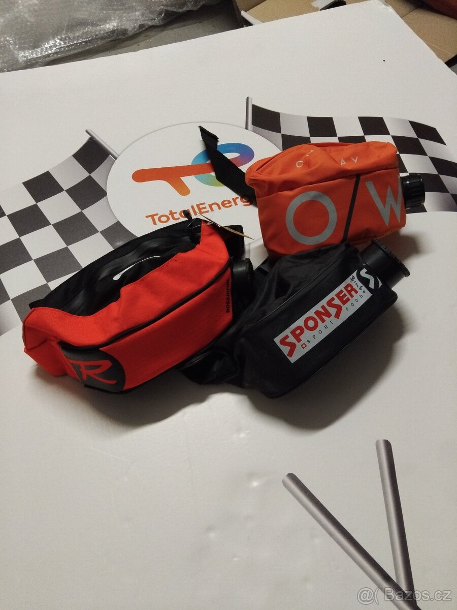 Bidon na pití na běžky