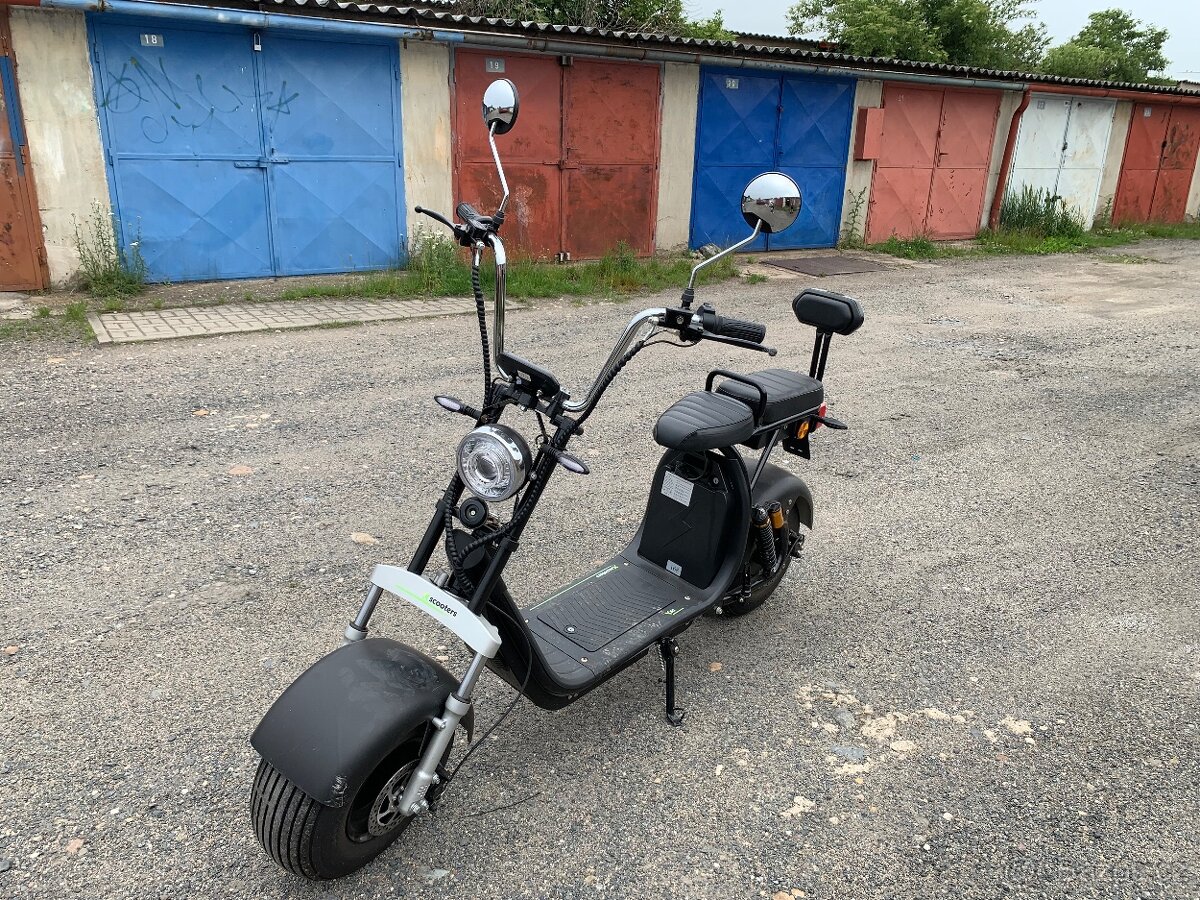 Elektrický skutr XScooter