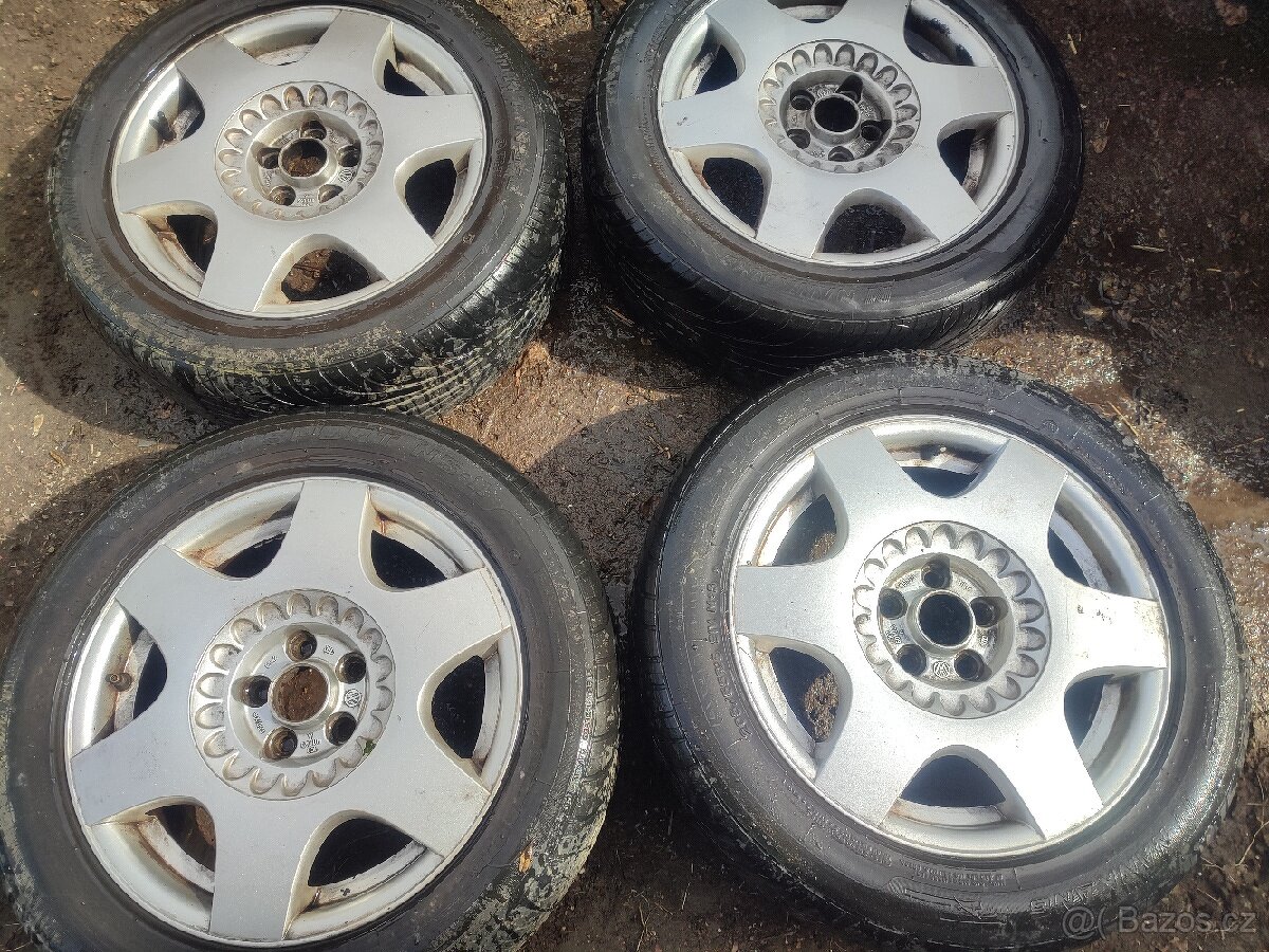 Sada ALU kola 5x100 Škoda Octavia 1, VW, Seat. 205/55/16