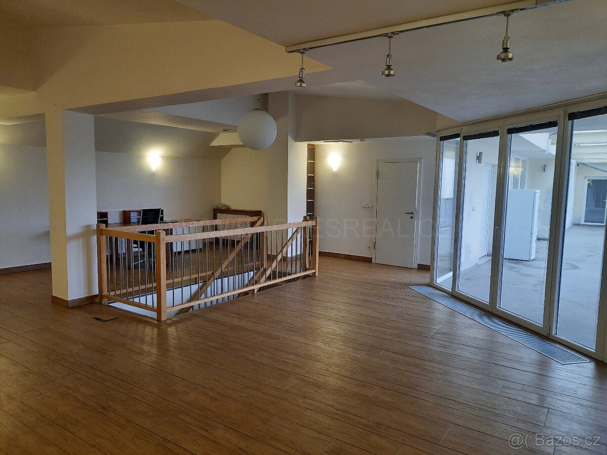 Nemovitost o dispozici 4+kk a CP 159m2, ul. Cejl, Brno